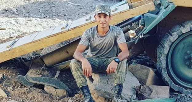 Bakanımız Çavuşoğlu şehidimizin cenazesine geliyor