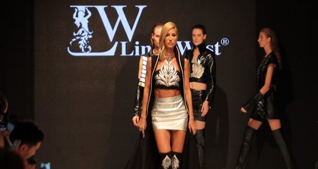 Deri fuarına damga vuran defile