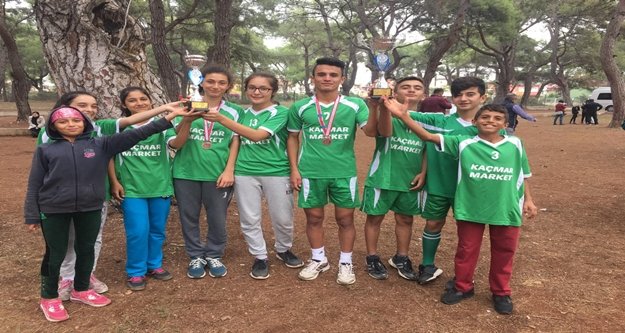 Kros yarışlarında il birincisi Alanya'dan