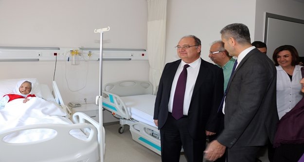 Sağlık heyeti Palyatif Bakım Merkezi’ni inceledi