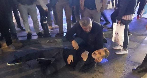 Silahlı saldırıda yaralandı, telefonu elinden bırakmadı