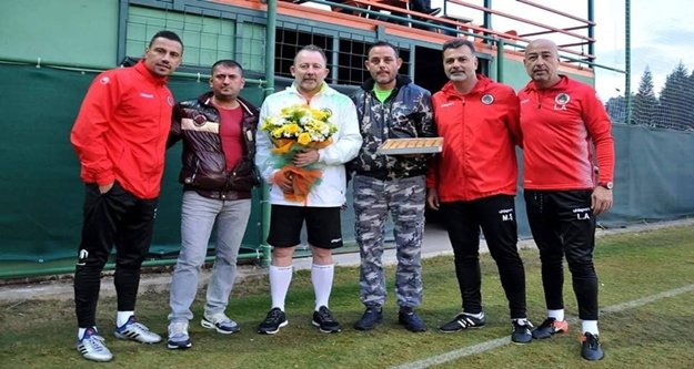 Taraftardan moral ziyareti