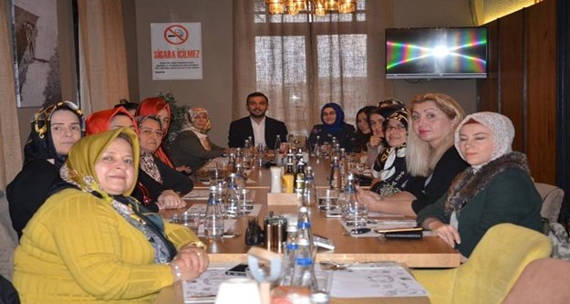 Toklu, AK Kadınları ağırladı