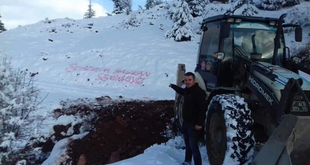 Yücel'e teşekkürünü kar üzerine yazdı