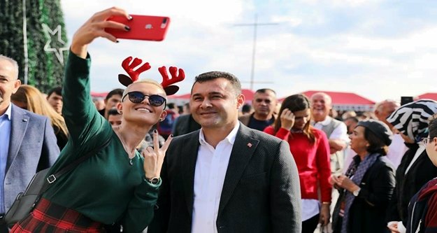9’uncu Noel Pazarı’nda hoşgörü rüzgarı esti