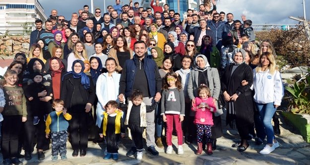 AK Parti moral depoladı