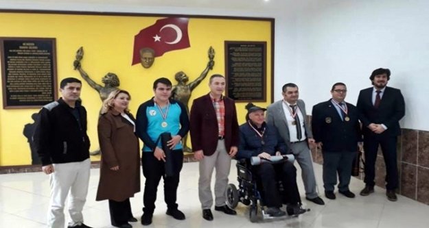 Alanya'daki satranç turnuvasında ödüller verildi