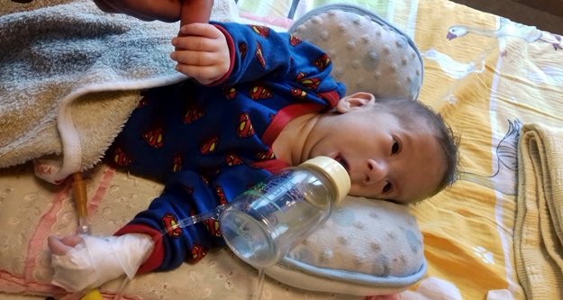 Alanyalı Mete bebeğin hayatı gelecek yardımlara bağlı