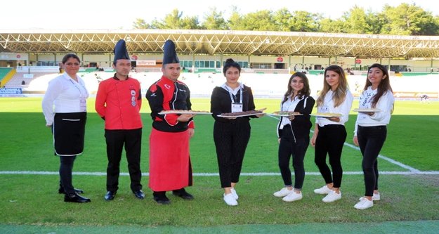 Alanyaspor’dan Ülker’e ikram teşekkürü