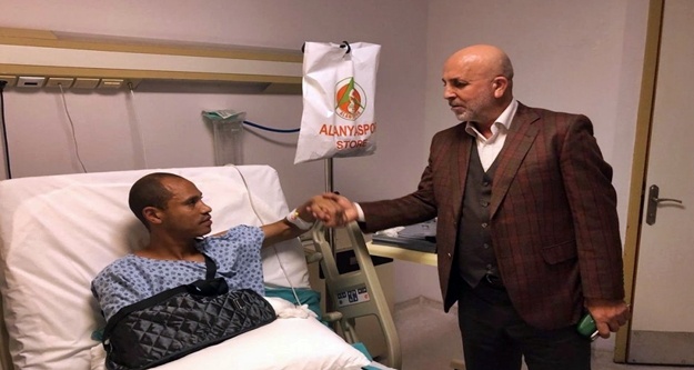 Alanyasporlu Baiano'ya nazar değdi