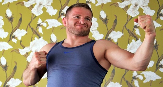 Başpehlivanın hedefi yeniden altın kemer