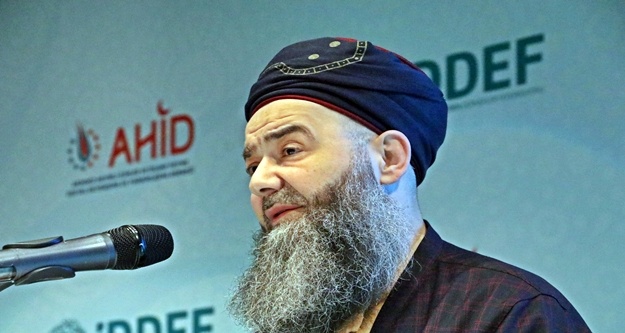 Cübbeli Ahmet Hoca izdihamı