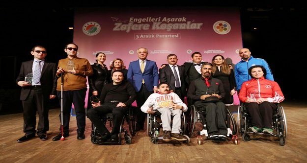 Engelleri aşıp zafere ulaştılar