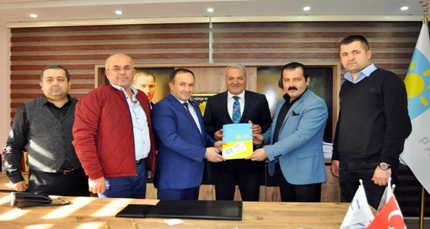 İYİ Partili Sönmez resmi başvurusunu yaptı
