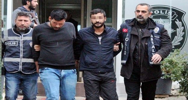 Kapkaççılar sahte plakayla kaçamadı