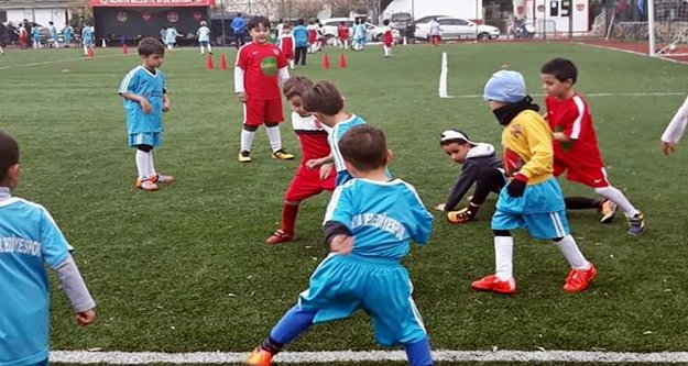 Belediyespor Kış Futbol Okulu'na Alanya'dan yoğun ilgi