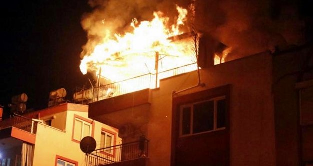 Marangozluk yapan bir kişi yanarak can verdi