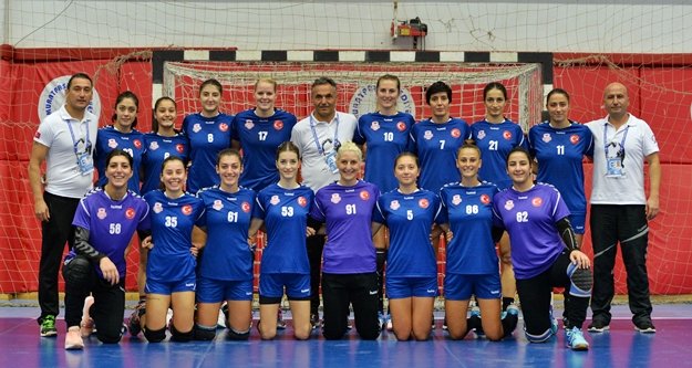 Muratpaşa sahalara döndü