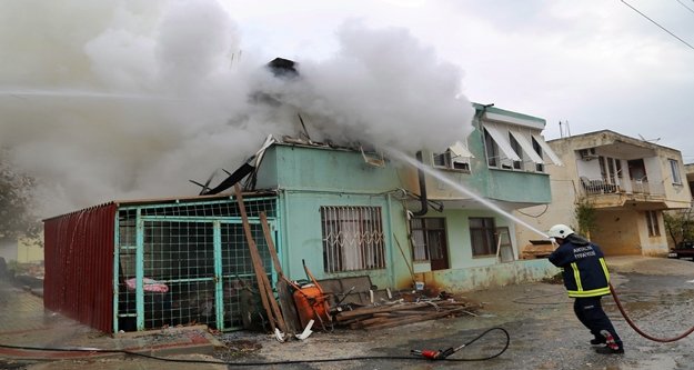Öğle arasında evine gelen çift gözlerine inanamadı