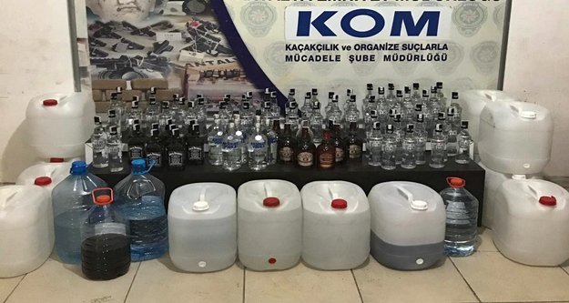 Polisten kaçak ve sahte içkiye şok baskın!