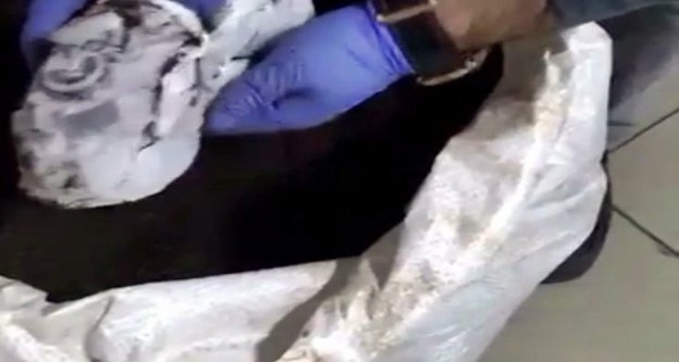 Siyah çayın içine sakladı yine de kurtulamadı