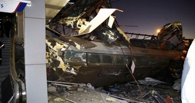 Tren kazası: 4 ölü, 43 yaralı var