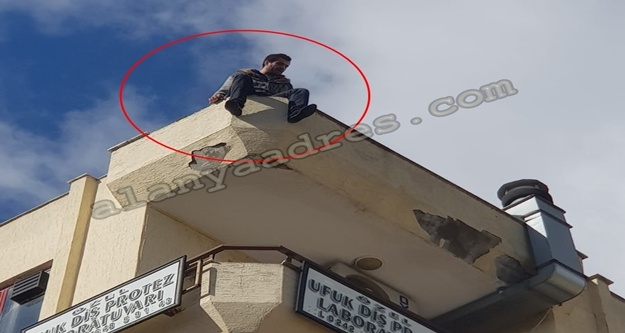 Alanya’da intihar paniği!