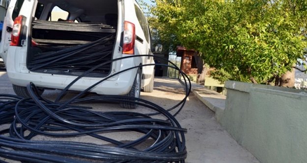 Alanya’daki kablo hırsızlarına polis engeli