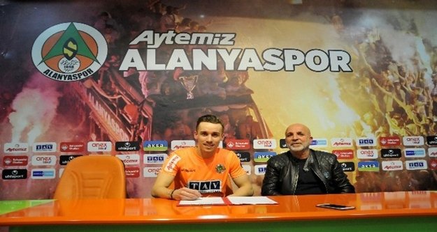 Alanyaspor'a yeni golcü