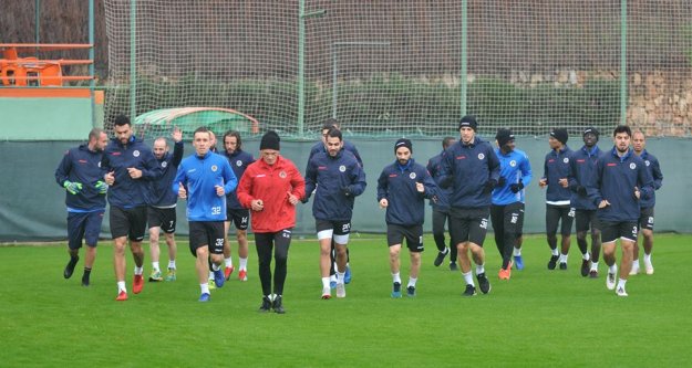 Alanyaspor Kasımpaşa hazırlıklarına başladı