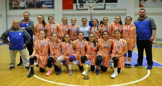 ASAT’ın genç sporcuları hız kesmiyor