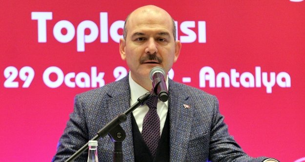 Bakan Soylu: “Metruk binalara dozeri vuracağız!”