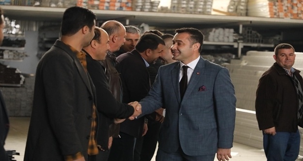 Başkan Yücel esnafı yerinde dinledi