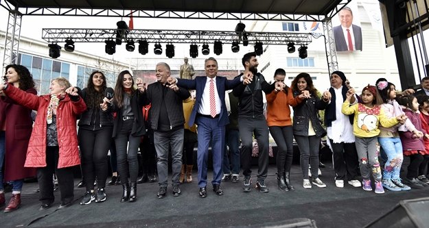 Hamsi festivalinde izdiham