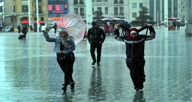 Dikkat: Alanya'da sel ve hortum uyarısı!