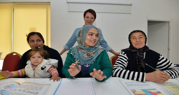 “Mahallelerdeki planlama ve alt yapı çalışmaları hızlandı”