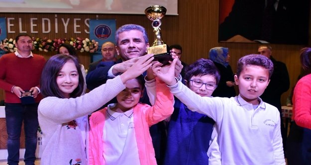 Öğrenciler bilgi yarışmasında ter döktü