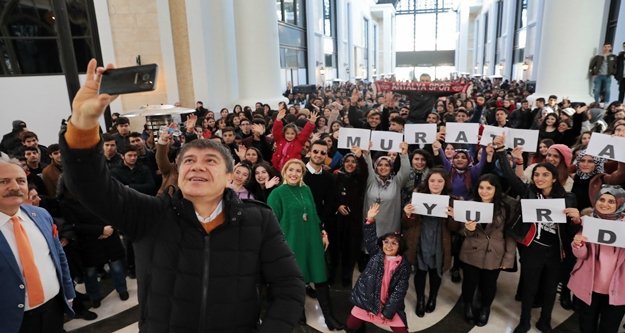 Türel lise öğrencileriyle Land Of Legends’te buluştu