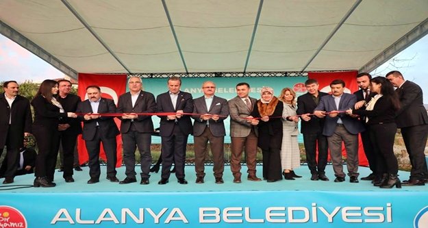 Alanya Belediyesi'nin  1 milyon 300 bin TL'lik yatırımını Bakan Çavuşoğlu açtı