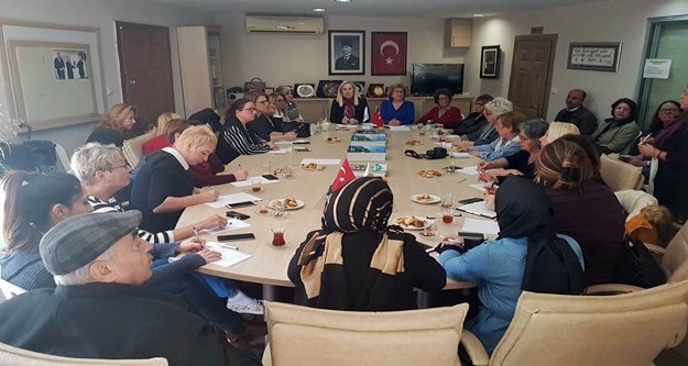 Alanyalı kadınlar 8 Mart için toplandı