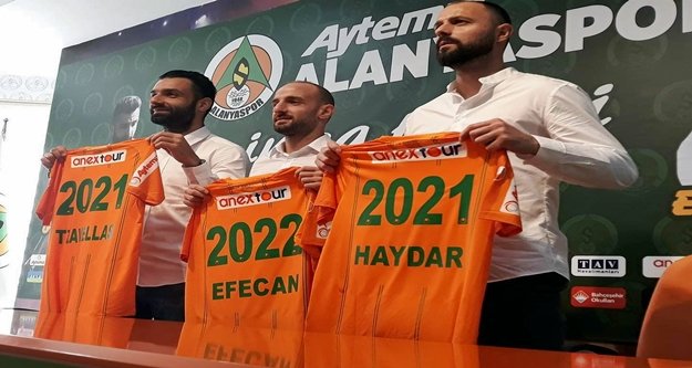 Alanyaspor'da sözleşmeler uzatıldı