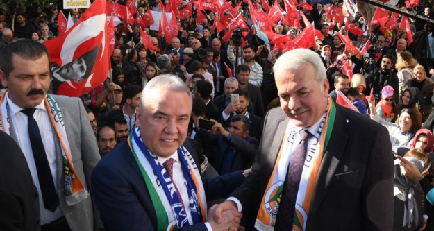 Apaydın'dan 'Törende kaç kişi vardı' yanıtı