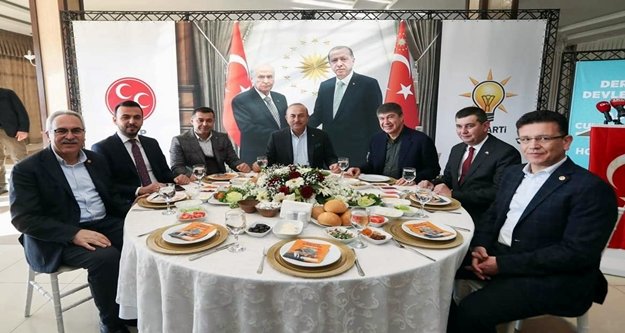 Çavuşoğlu'ndan Yücel'e tam destek