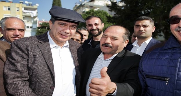 Başkan Türel pazarcılarla buluştu