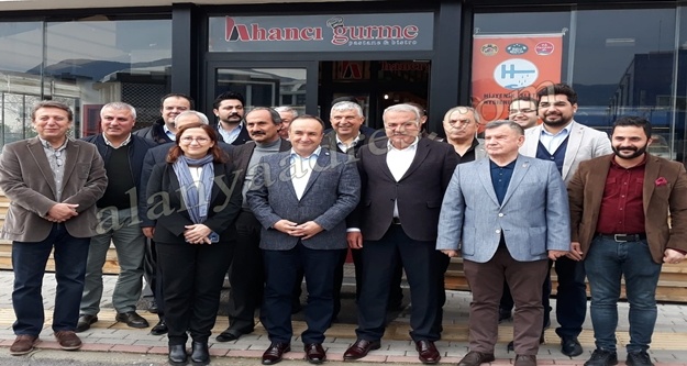 CHP'nin yeni yönetimi Sönmez'le buluştu