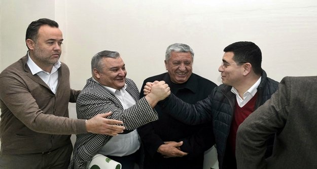 Eski Demokratlar'dan  Tütüncü'ye tam destek