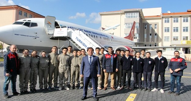 Geleceğin uçak mühendisleri bu okulda yetişiyor
