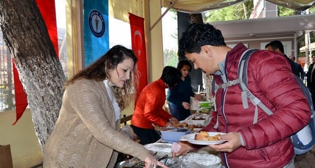 Sağlık- Sen kimsesiz çocukları unutmadı!