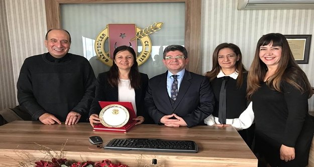 Tiyatroculardan AGC ziyareti