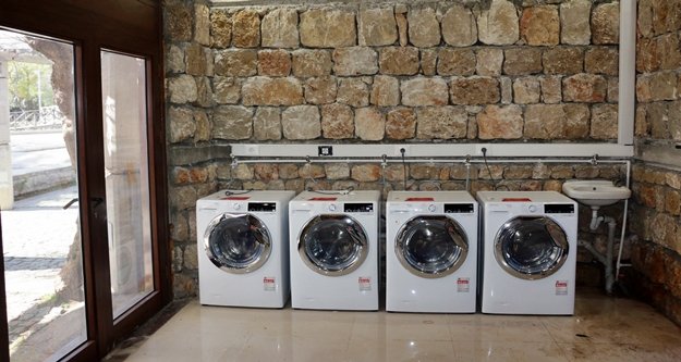 Üniversiteliler için ücretsiz çamaşırhane